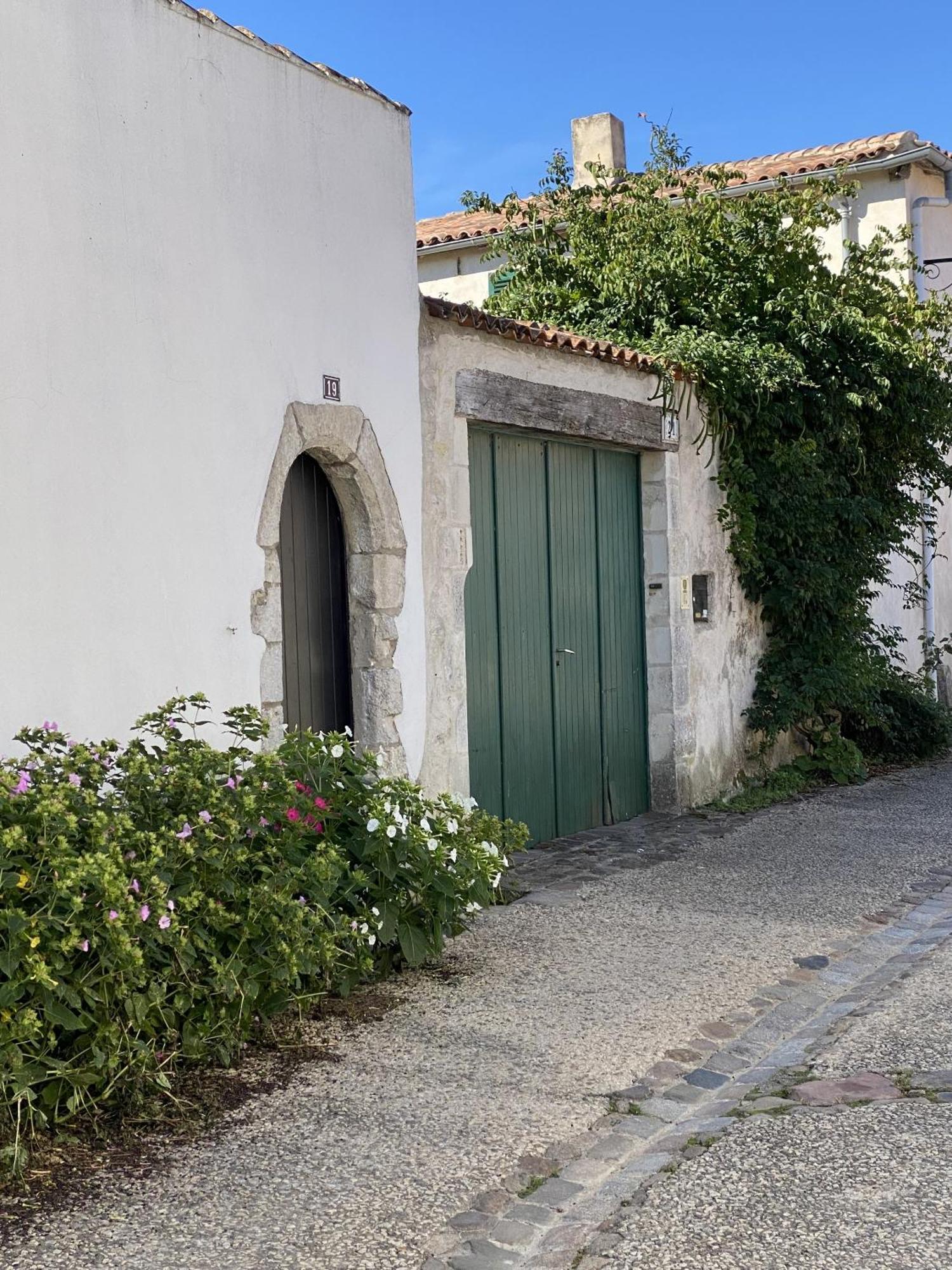 Appartement Les Remparts à Saint-Martin-de-Ré Extérieur photo